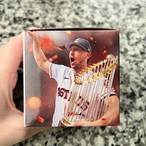 Houston Astros Alex Bregman 2022 World Champions Replica Ring - Picture 3 of 6